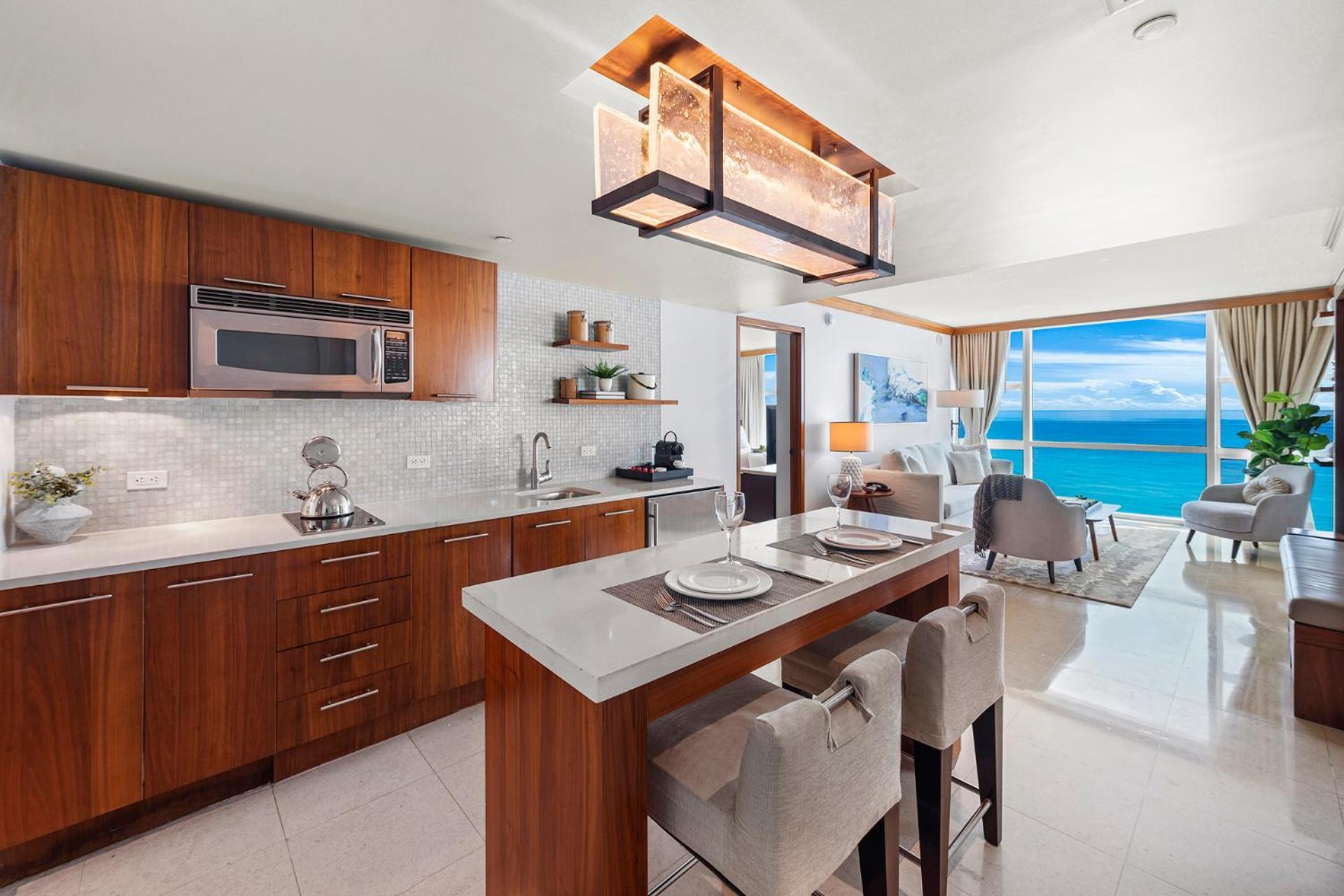 2 Bedroom Private Residence At Carillon Miami Resort -522 Майами-Бич Экстерьер фото